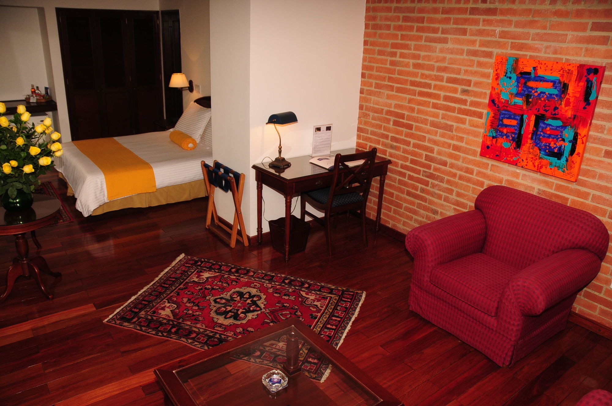 Hotel Emaus Bogotá Eksteriør bilde