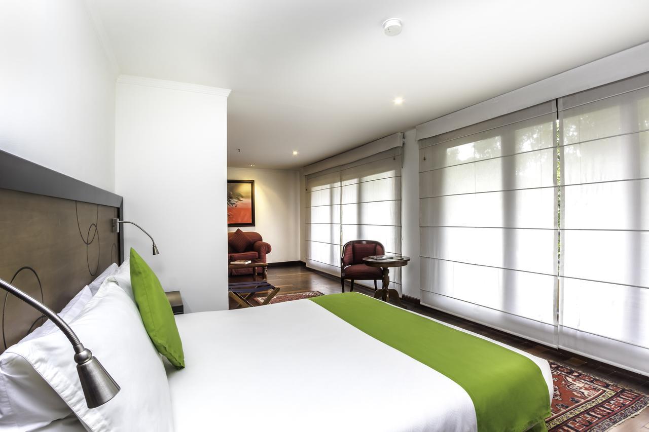 Hotel Emaus Bogotá Eksteriør bilde